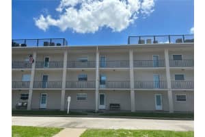 10215 REGAL DRIVE, LARGO, FL 33774 Sold 05/15/23