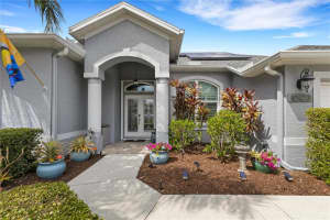 10473 OLD GROVE CIRCLE, BRADENTON, FL 34212 Sold 07/03/23
