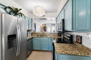 5042 COQUINA KEY DRIVE, ST PETERSBURG, FL 33705 Sold 06/30/23