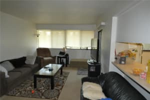 850 VILLAGE LAKE TERRACE, ST PETERSBURG, FL 33716 Sold 06/16/23
