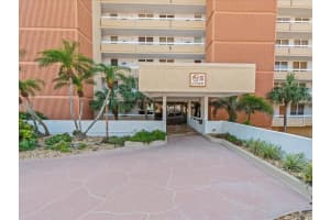 17940 GULF BOULEVARD, REDINGTON SHORES, FL 33708 Sold 06/08/23