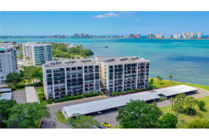 100 OAKMONT LANE, BELLEAIR, FL 33756 Sold 06/16/23