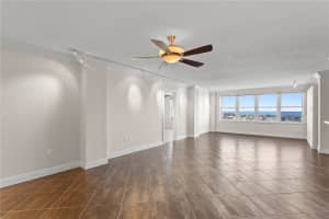 5200 BRITTANY DRIVE, ST PETERSBURG, FL 33715 - MLS#MFRU8199801