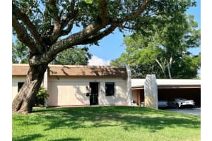 1186 MISSION CIRCLE, CLEARWATER, FL 33759 Sold 07/07/23