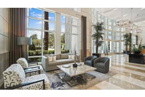400 BEACH DRIVE, ST PETERSBURG, FL 33701 Sold 08/30/24