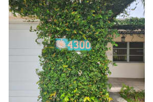 4300 POINSETTIA DRIVE, ST PETE BEACH, FL 33706 Sold 07/20/23
