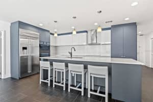 175 1ST STREET, ST PETERSBURG, FL 33701 Sold 08/10/23