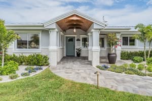2296 Edythe Dr, Dunedin, FL 34698, Sold 04/19/24