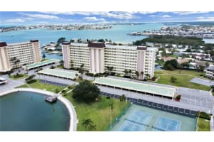 4725 COVE CIRCLE, ST PETERSBURG, FL 33708 Sold 06/29/23