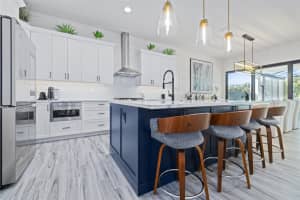 8020 CLEARWATER COURT, SARASOTA, FL 34241 Sold 08/25/23