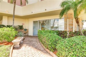 4775 COVE CIRCLE, ST PETERSBURG, FL 33708 Sold 07/17/23