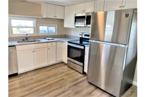 7266 MOUNT GEORGETOWN DRIVE, ST PETERSBURG, FL 33702 Sold 10/03/23