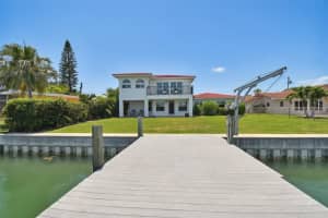 11705 6th St E, Treasure Island, FL 33706, Sold 05/26/23