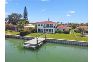 11705 6th St E, Treasure Island, FL 33706, Sold 05/26/23