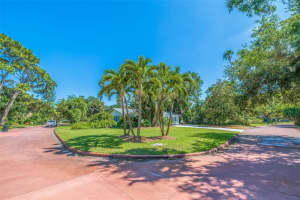 1200 SERPENTINE DRIVE, ST PETERSBURG, FL 33705 Sold 08/31/23
