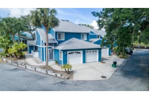 2103 OAK CIRCLE, TARPON SPRINGS, FL 34689 Sold 09/28/23
