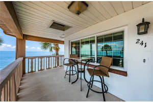650 PINELLAS POINT DRIVE, ST PETERSBURG, FL 33705 Sold 07/17/23