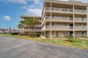 9950 62ND TERRACE, ST PETERSBURG, FL 33708 Sold 08/15/23