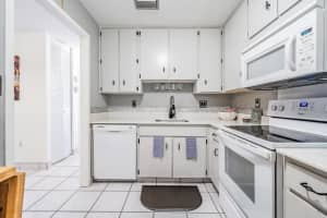 2700 BAYSHORE BOULEVARD, DUNEDIN, FL 34698 Sold 01/02/24