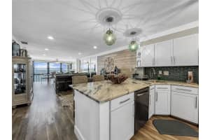 1811 MARINER DRIVE, TARPON SPRINGS, FL 34689 Sold 07/06/23