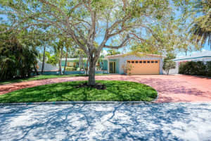 2823 VINA DEL MAR BOULEVARD, ST PETE BEACH, FL 33706 Sold 08/04/23
