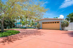 2823 VINA DEL MAR BOULEVARD, ST PETE BEACH, FL 33706 Sold 08/04/23
