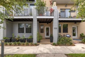 2533 11TH PLACE, ST PETERSBURG, FL 33713 Sold 01/16/24
