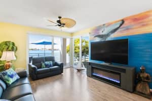 7912 SAILBOAT KEY BOULEVARD, SOUTH PASADENA, FL 33707 Sold 07/14/23