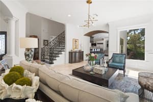 124 ESTADO WAY, ST PETERSBURG, FL 33704 Sold 08/19/24