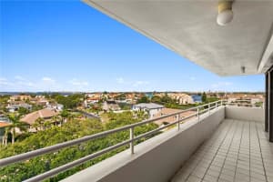 5950 PELICAN BAY PLAZA, GULFPORT, FL 33707 Sold 08/02/23