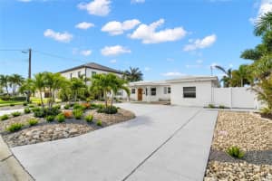 7974 1ST AVENUE, ST PETERSBURG, FL 33707 Sold 11/29/23