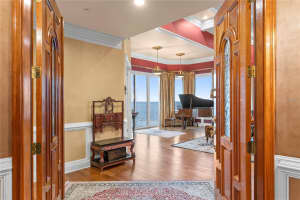 555 5th Ave NE, St. Petersburg, FL 33701, Sold 06/12/23