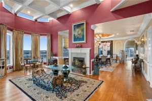 555 5th Ave NE, St. Petersburg, FL 33701, Sold 06/12/23