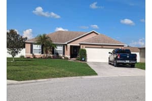 555 HEATHER GLEN DRIVE, WINTER HAVEN, FL 33884 Sold 07/27/23