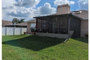 555 HEATHER GLEN DRIVE, WINTER HAVEN, FL 33884 Sold 07/27/23