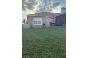 555 HEATHER GLEN DRIVE, WINTER HAVEN, FL 33884 Sold 07/27/23