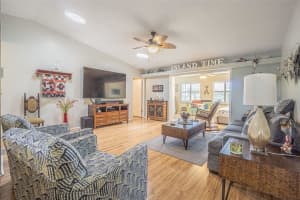 10250 42ND ST N, CLEARWATER, FL 33762 Sold 08/03/23