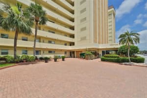 4575 COVE CIRCLE, ST PETERSBURG, FL 33708 Sold 09/07/23