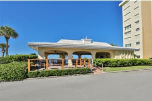 4575 COVE CIRCLE, ST PETERSBURG, FL 33708 Sold 09/07/23