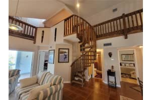 6825 STONES THROW CIR N #1202, ST PETERSBURG, FL 33710 Sold 08/01/23