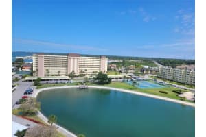 4725 COVE CIRCLE, ST PETERSBURG, FL 33708 Sold 10/10/23