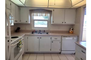 4725 COVE CIRCLE, ST PETERSBURG, FL 33708 Sold 10/10/23