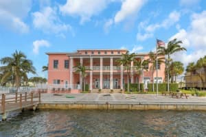 5153 SALMON DRIVE, ST PETERSBURG, FL 33705 Sold 07/31/23