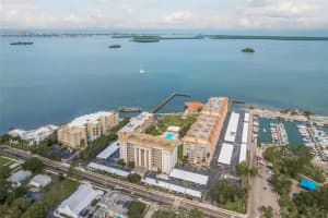 620 EDGEWATER DRIVE, DUNEDIN, FL 34698 Sold 08/31/23