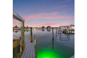 560 79TH STREET, ST PETERSBURG, FL 33707 Sold 10/13/23