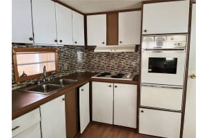 7064 MOUNT HAWTHORNE ROAD, ST PETERSBURG, FL 33702 Sold 11/13/23