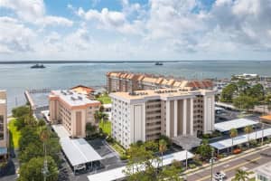 622 EDGEWATER DRIVE, DUNEDIN, FL 34698 Sold 08/04/23