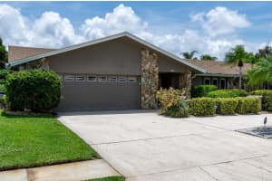 6807 AUGUSTA BOULEVARD, SEMINOLE, FL 33777 Sold 12/28/23
