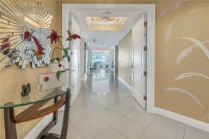 400 BEACH DRIVE, ST PETERSBURG, FL 33701 Sold 11/06/23