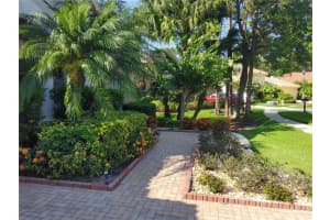2871 GREY OAKS BOULEVARD, TARPON SPRINGS, FL 34688 Sold 08/14/23